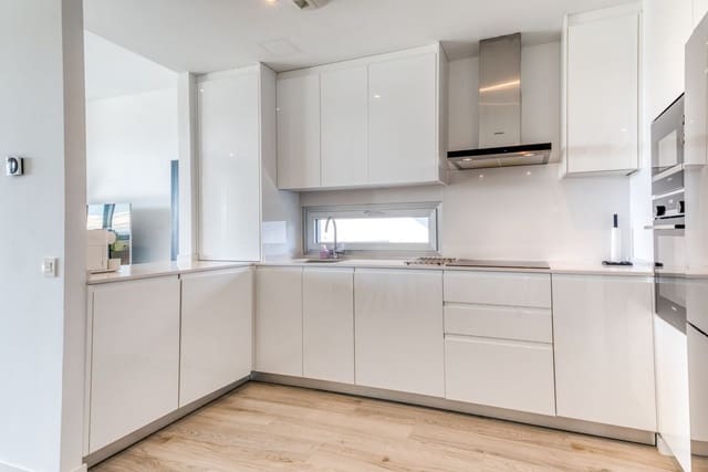 3 slaapkamer Appartement te koop in Cancelada, Estepona met zwembad garage - € 569.000 (Ref: 10031198)