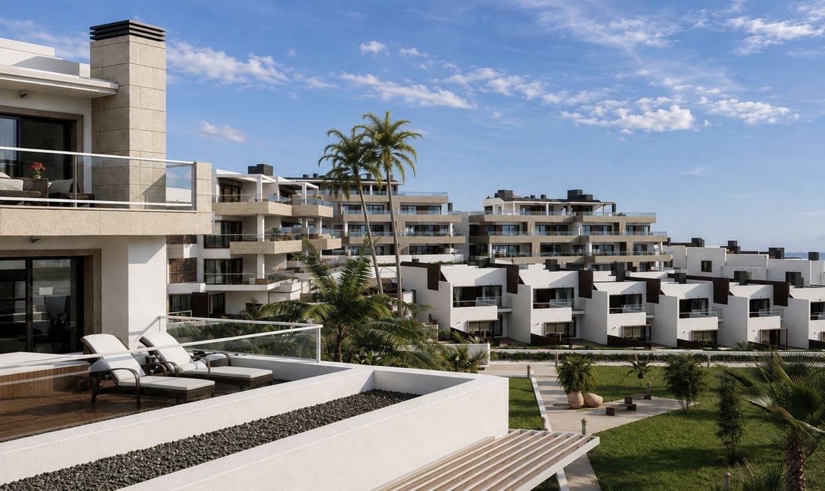 4 sovrum Lägenhet till salu i La Alcaidesa med pool garage - 932 000 € (Ref: 10034558)