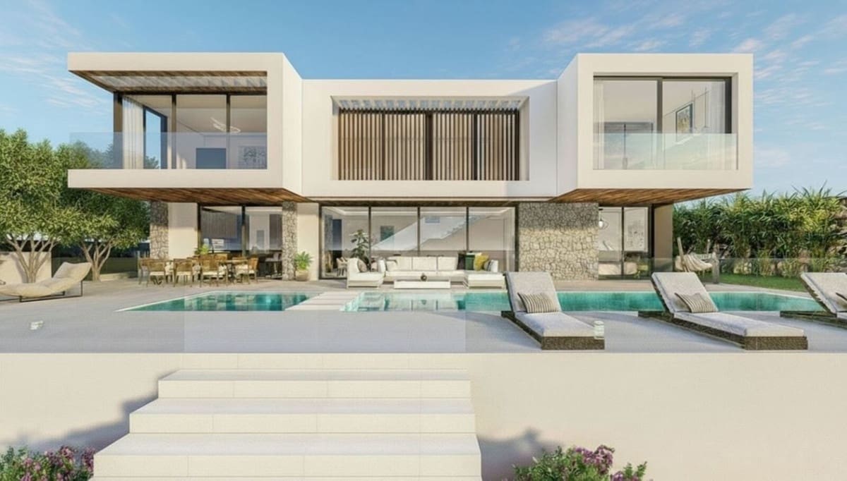 4 bedroom Villa for sale in Mijas with pool garage - € 1,725,000 (Ref: 10041744)