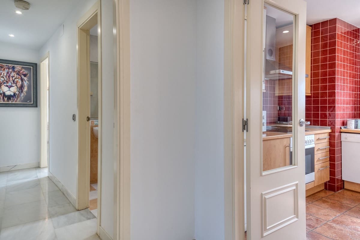 2 Zimmer Apartment zu verkaufen in Benalmadena mit Pool Garage - 675.000 € (Ref: 10048363)