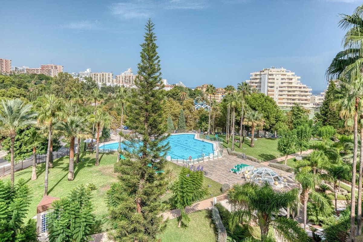 2 Zimmer Apartment zu verkaufen in Benalmadena mit Pool Garage - 675.000 € (Ref: 10048363)