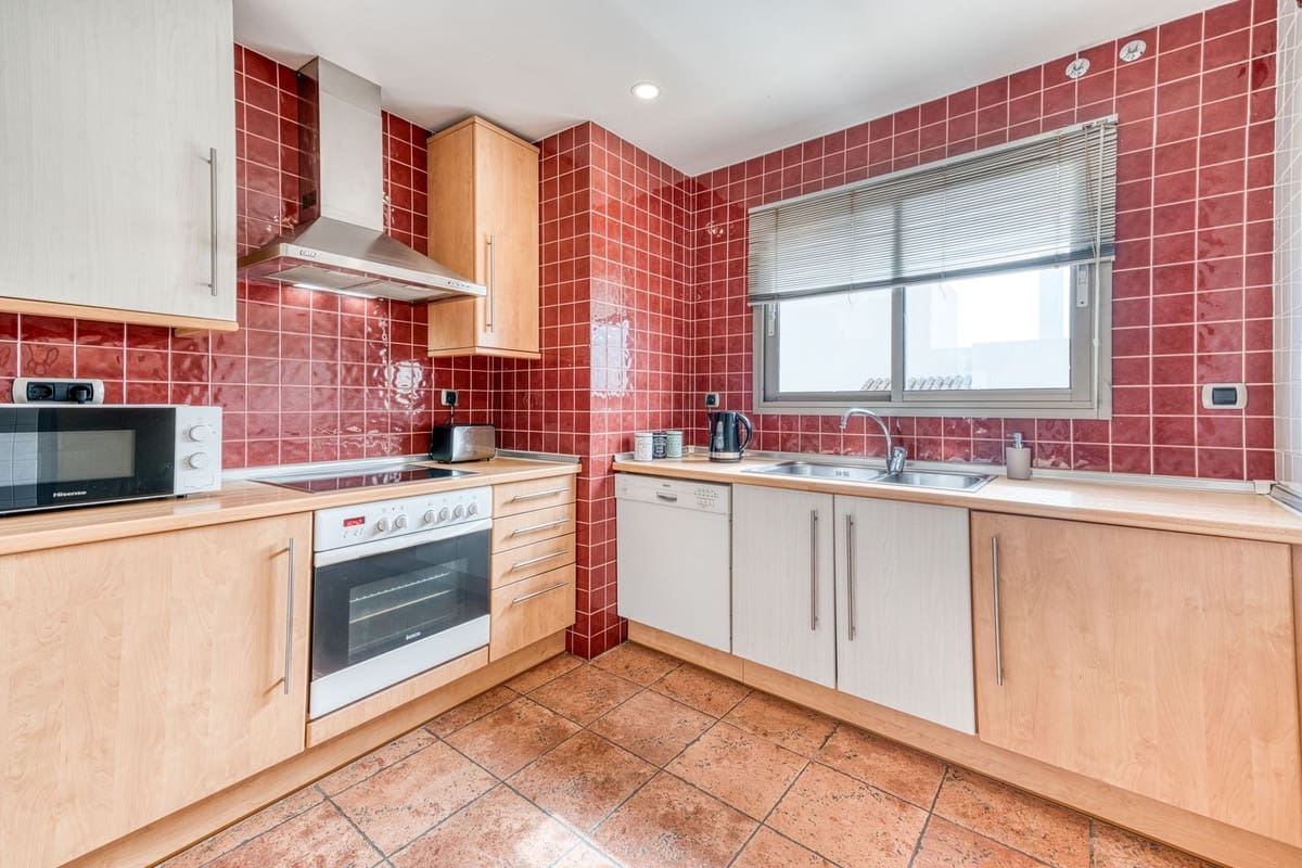 2 Zimmer Apartment zu verkaufen in Benalmadena mit Pool Garage - 675.000 € (Ref: 10048363)