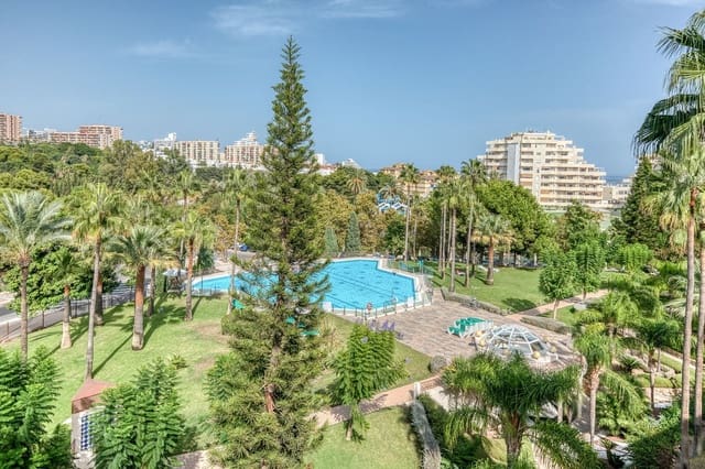 2 bedroom Apartment for sale in Benalmádena with pool garage - € 675,000 (Ref: 10048363)