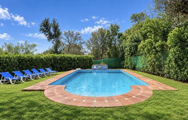 6 quarto Moradia para venda em Elviria, Marbella com piscina garagem - 1 075 000 € (Ref: 10048365)