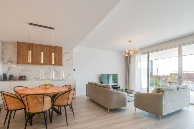 3 Zimmer Haus zu vermieten in Cancelada, Estepona mit Pool Garage - 3.750 € (Ref: 10057387)