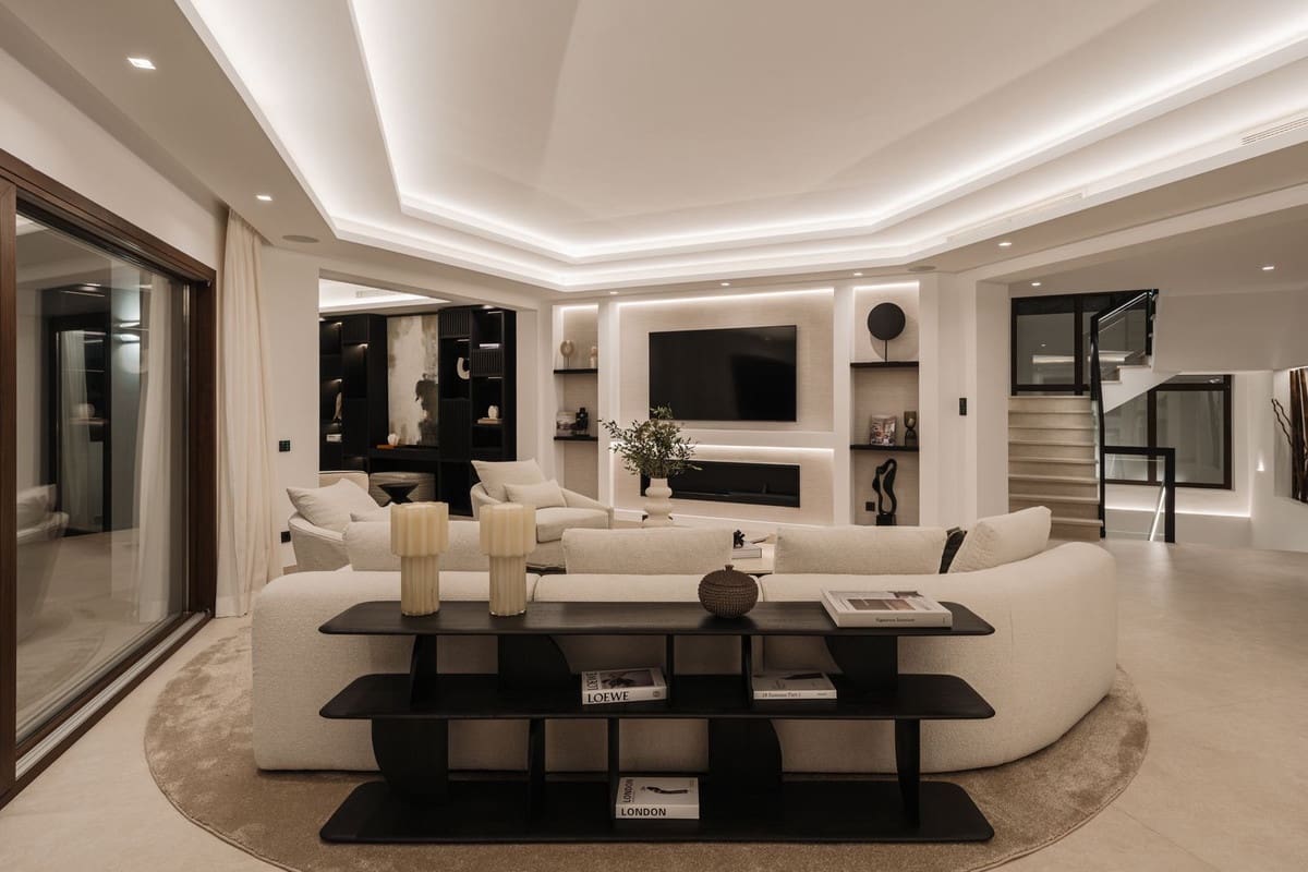 5 slaapkamer Villa te koop in La Quinta met zwembad garage - € 7.450.000 (Ref: 10073298)