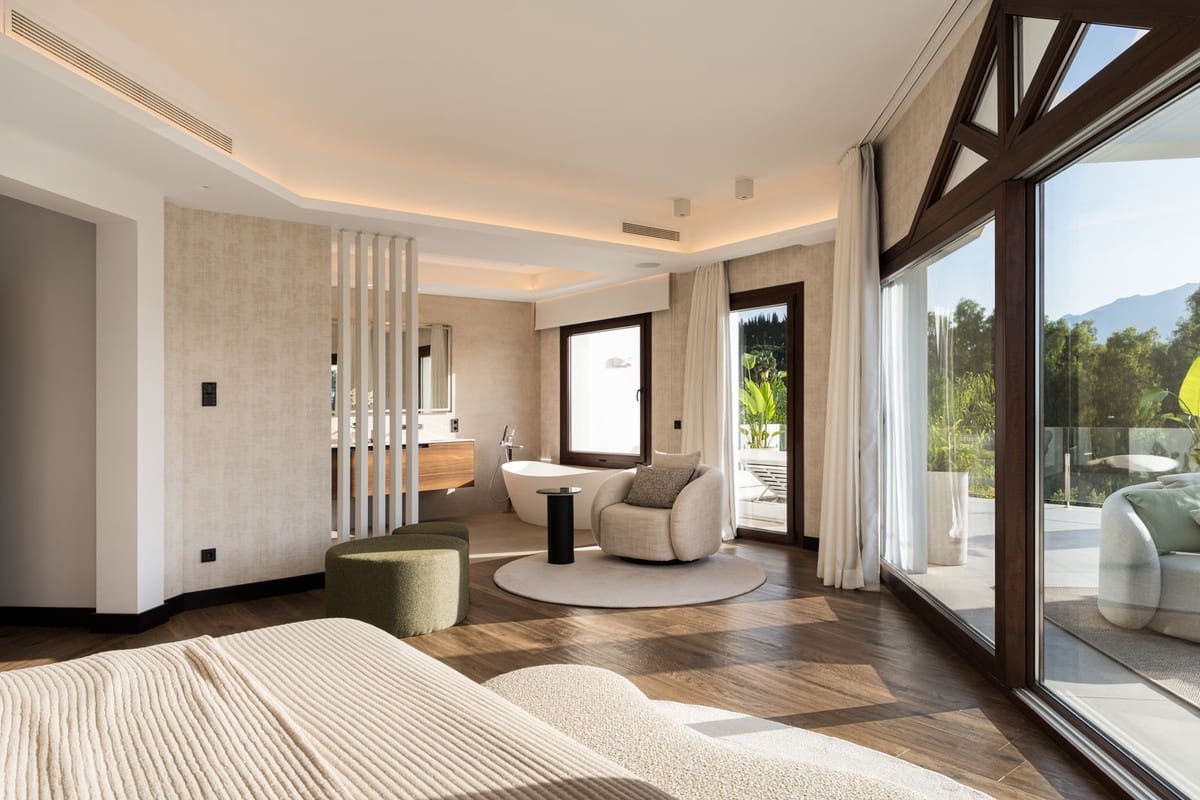 5 slaapkamer Villa te koop in La Quinta met zwembad garage - € 7.450.000 (Ref: 10073298)