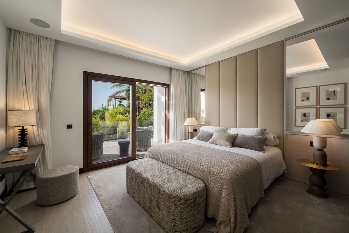 5 slaapkamer Villa te koop in La Quinta met zwembad garage - € 7.450.000 (Ref: 10073298)
