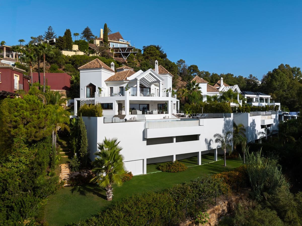 5 slaapkamer Villa te koop in La Quinta met zwembad garage - € 7.450.000 (Ref: 10073298)