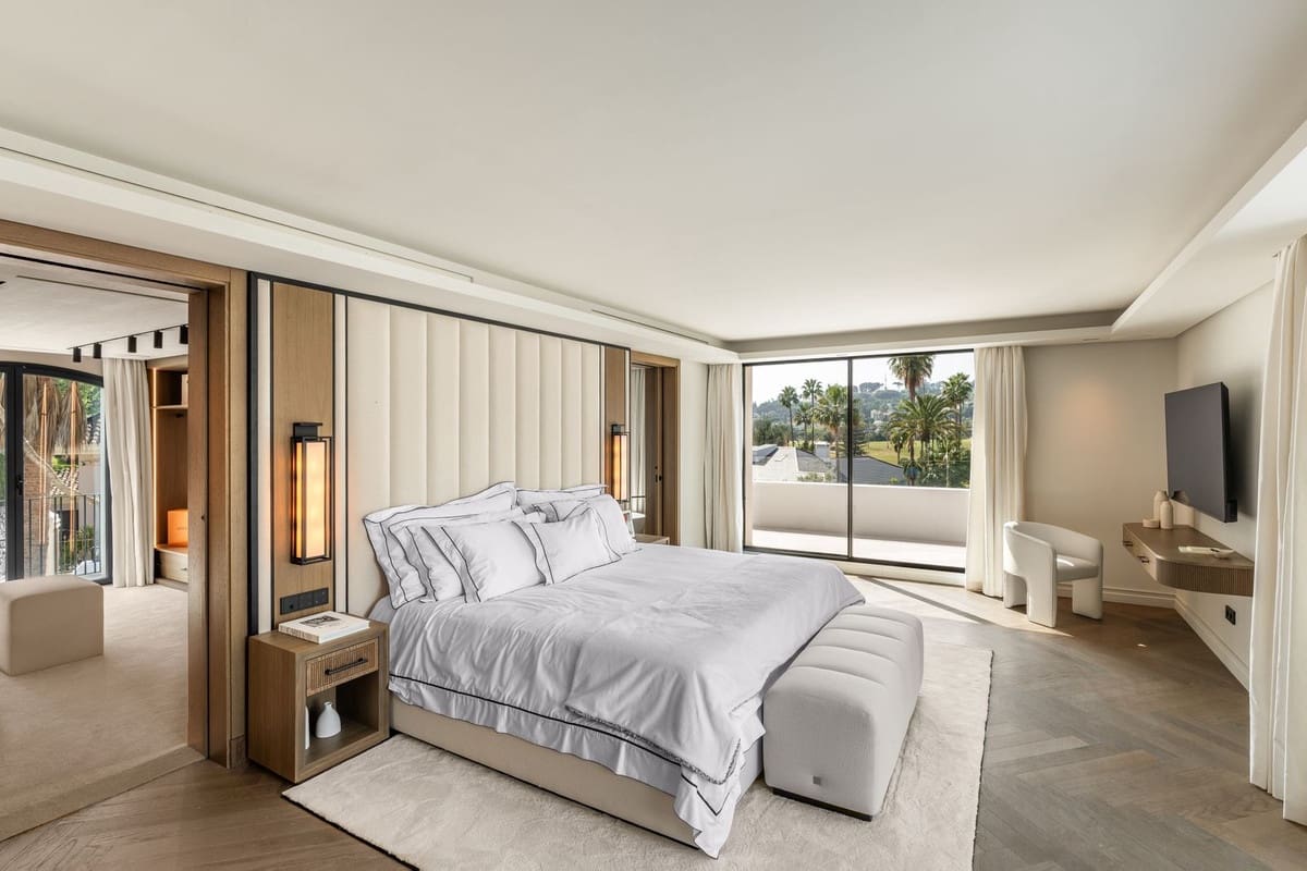 Chalet de 5 habitaciones en Marbella en venta con piscina garaje - 7.400.000 € (Ref: 10076755)