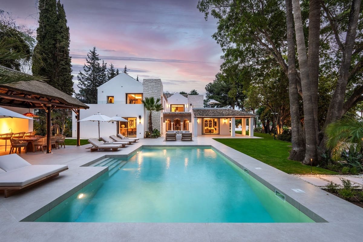 Chalet de 5 habitaciones en Marbella en venta con piscina garaje - 7.400.000 € (Ref: 10076755)