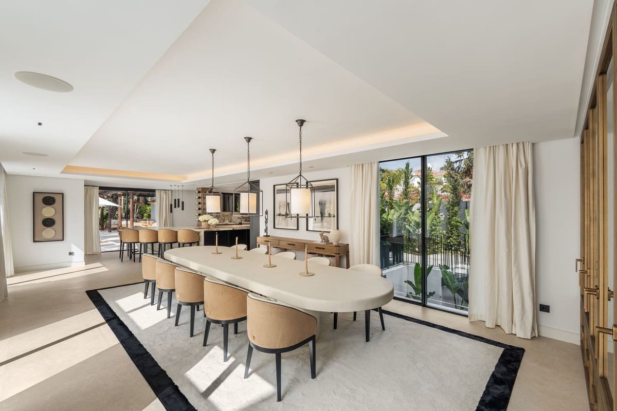 Chalet de 5 habitaciones en Marbella en venta con piscina garaje - 7.400.000 € (Ref: 10076755)