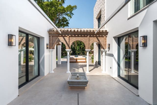 5 sypialnia Willa na sprzedaż w Marbella z basenem garażem - 7 400 000 € (Ref: 10076755)