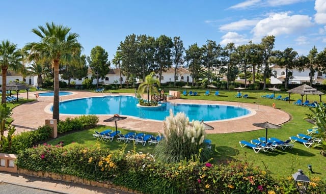 2 makuuhuone Huoneisto myytävänä paikassa La Duquesa / Puerto de la Duquesa, Manilva mukana uima-altaan 
autotalli - 299 000 € (Ref: 10079075)