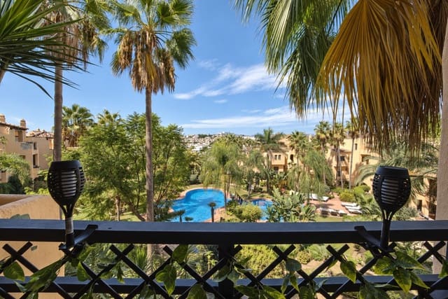 2 Zimmer Apartment zu verkaufen in Estepona mit Pool - 395.000 € (Ref: 10088423)