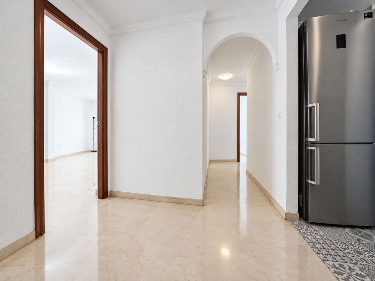 3 slaapkamer Appartement te koop in Estepona - € 339.500 (Ref: 10091364)
