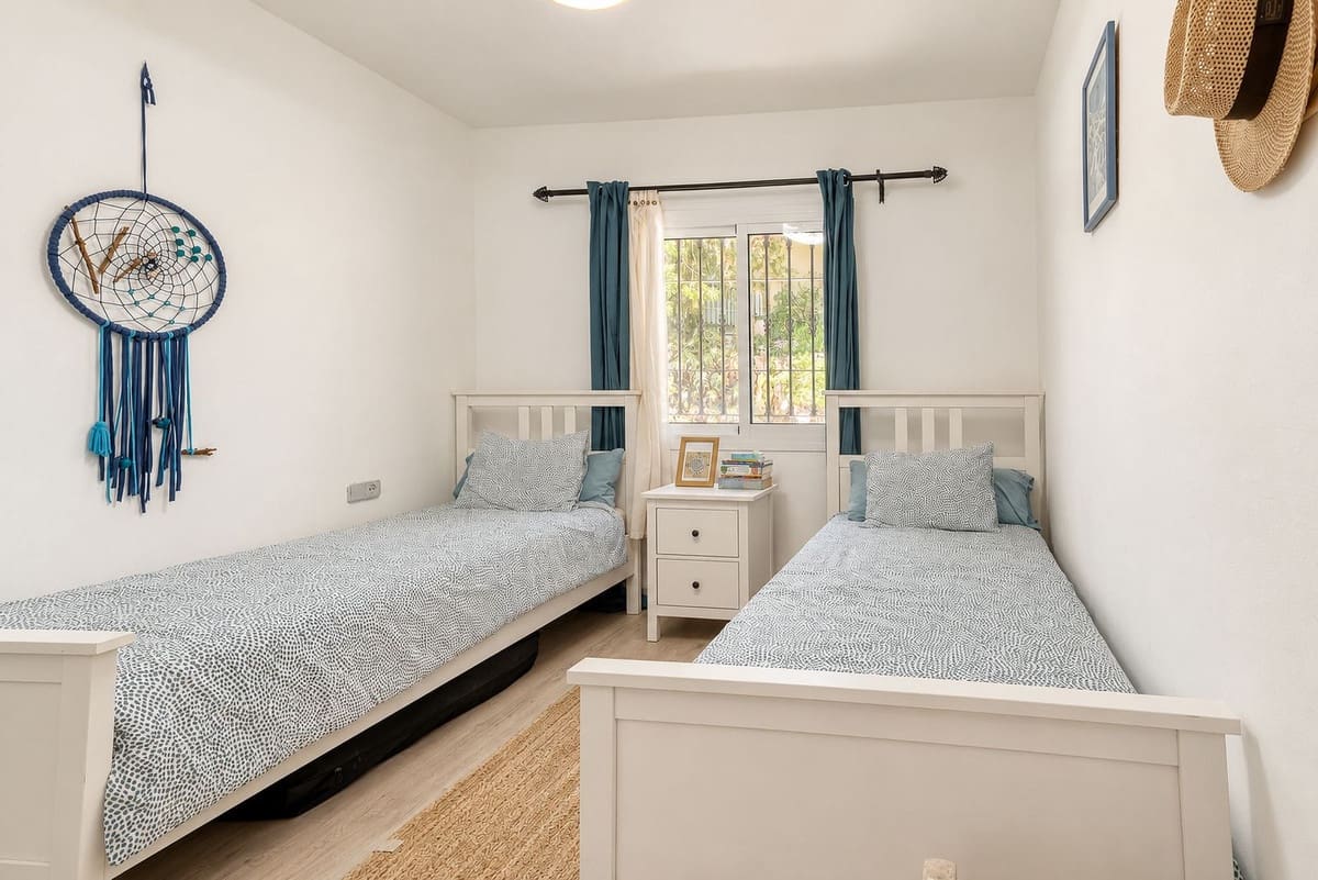 2 slaapkamer Appartement te koop in Riviera del Sol met zwembad garage - € 329.000 (Ref: 10100596)