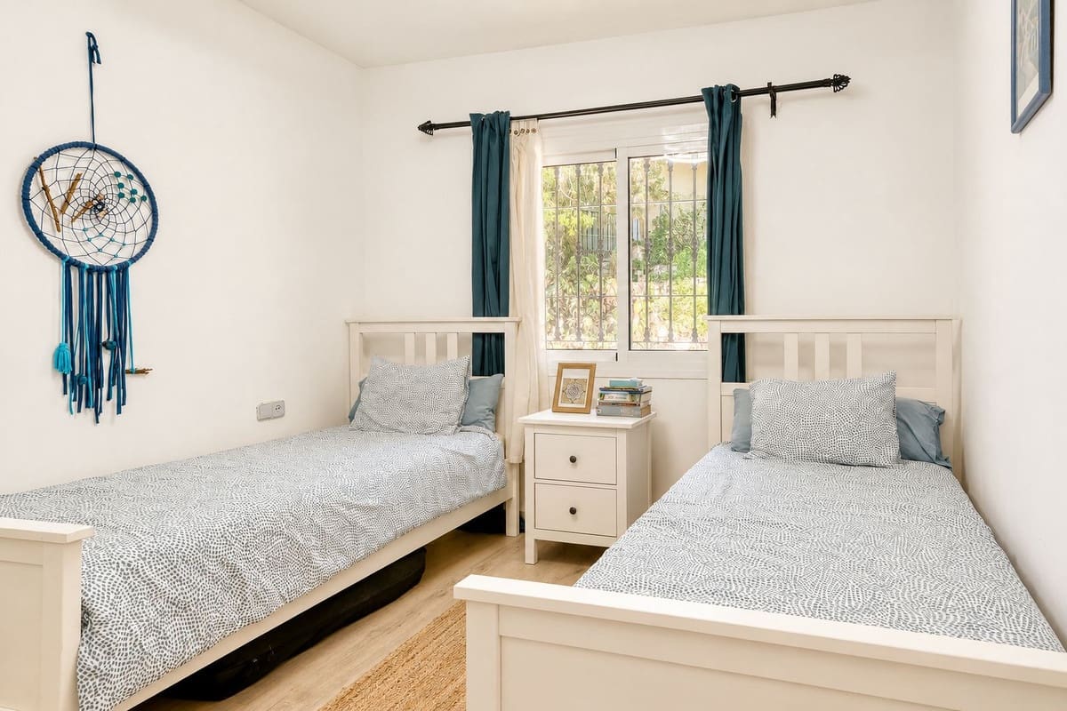 2 slaapkamer Appartement te koop in Riviera del Sol met zwembad garage - € 329.000 (Ref: 10100596)