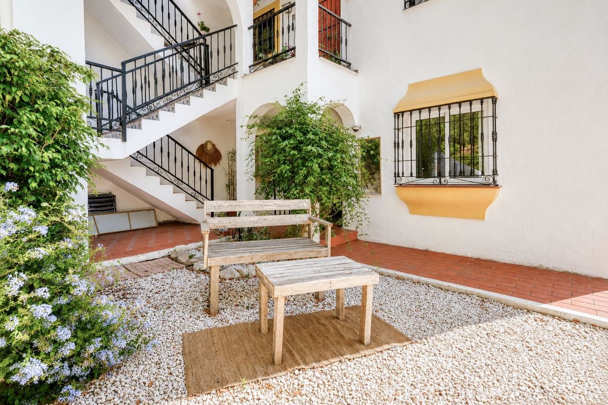 2 slaapkamer Appartement te koop in Riviera del Sol met zwembad garage - € 329.000 (Ref: 10100596)