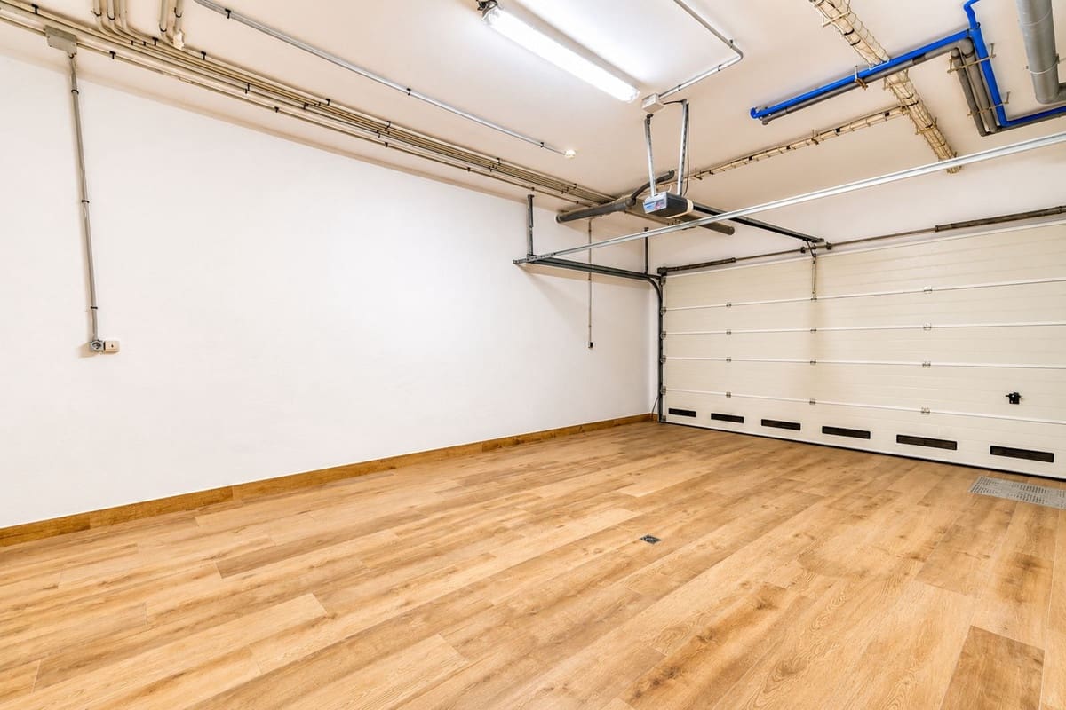 3 chambre Maison de Ville à vendre à Estepona avec piscine garage - 465 000 € (Ref: 10112186)