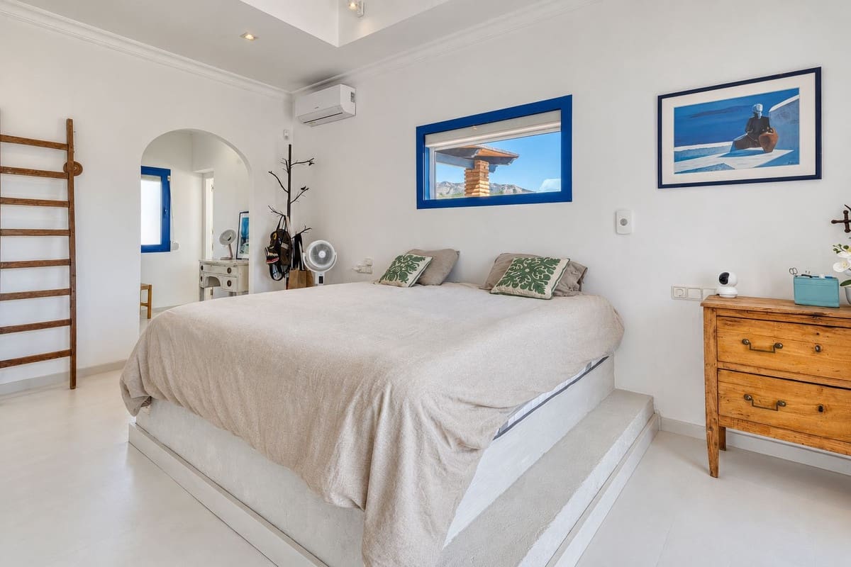 4 sovrum Villa till salu i Cerro del Aguila med pool garage - 1 045 000 € (Ref: 10120794)