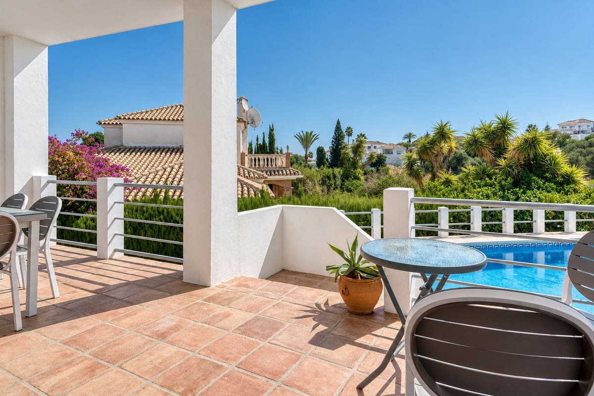 4 sovrum Villa till salu i Cerro del Aguila med pool garage - 1 045 000 € (Ref: 10120794)