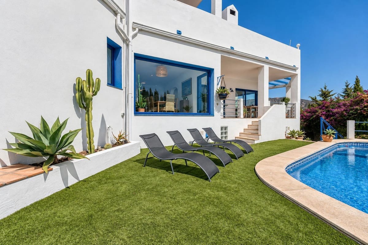 4 sovrum Villa till salu i Cerro del Aguila med pool garage - 1 045 000 € (Ref: 10120794)