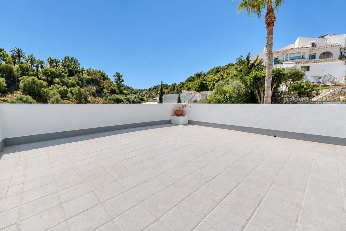 4 sovrum Villa till salu i Cerro del Aguila med pool garage - 1 045 000 € (Ref: 10120794)
