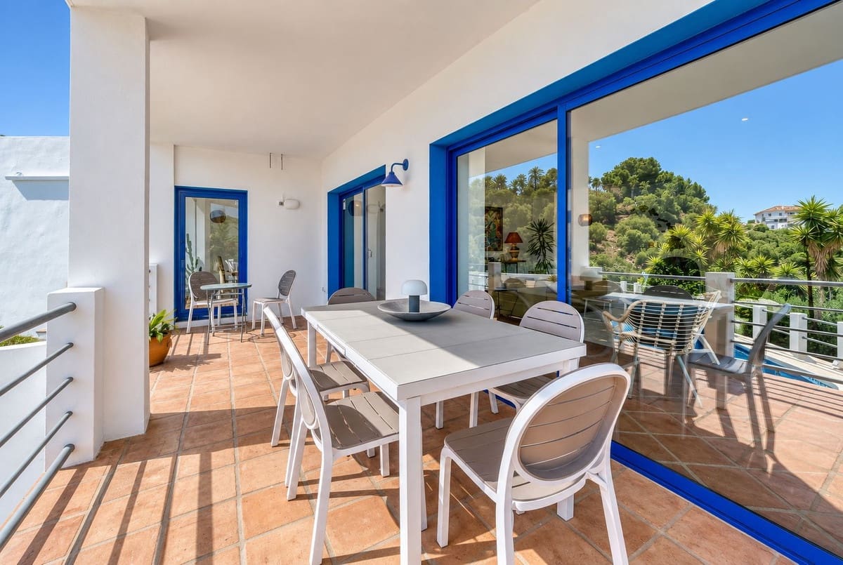 4 sovrum Villa till salu i Cerro del Aguila med pool garage - 1 045 000 € (Ref: 10120794)