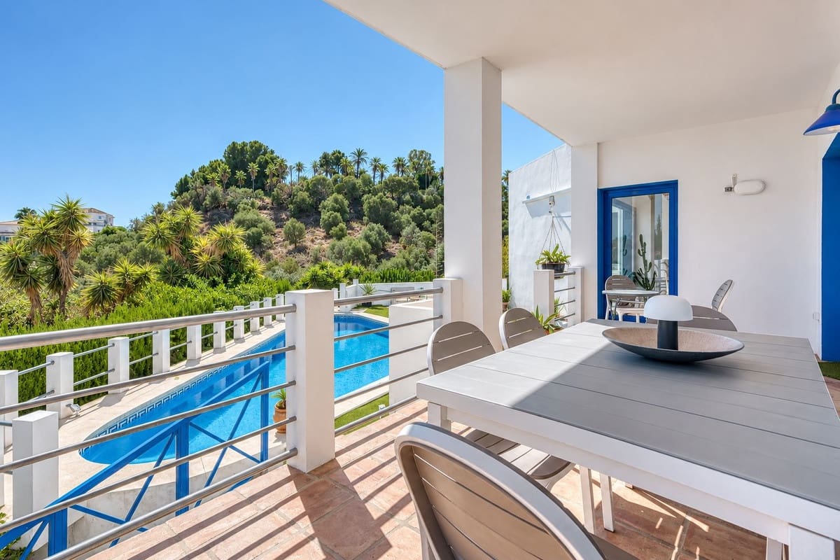 4 sovrum Villa till salu i Cerro del Aguila med pool garage - 1 045 000 € (Ref: 10120794)