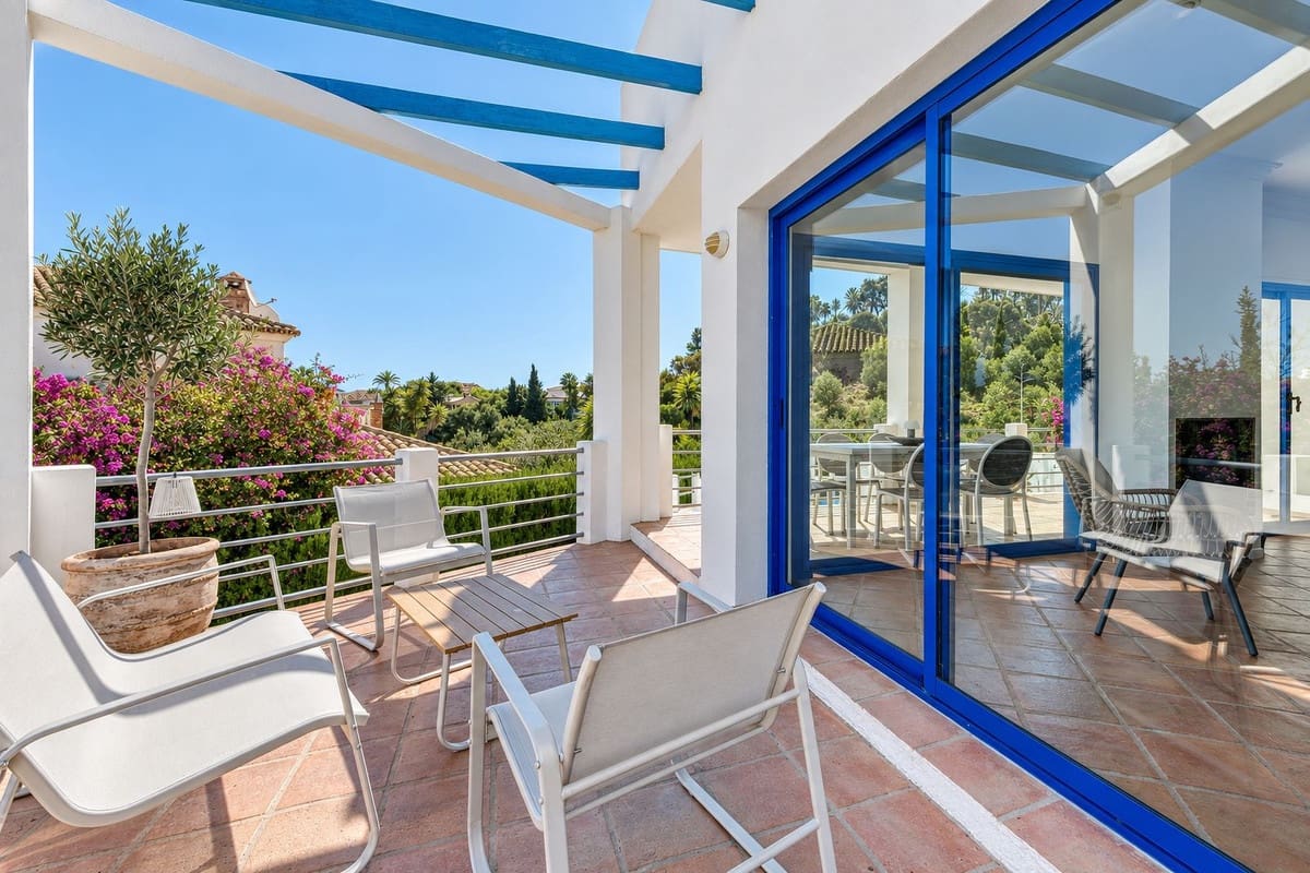 4 sovrum Villa till salu i Cerro del Aguila med pool garage - 1 045 000 € (Ref: 10120794)