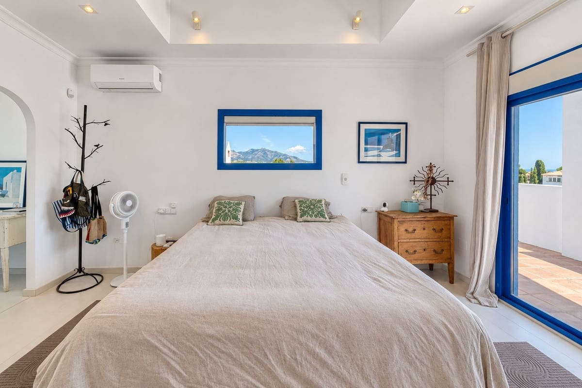 4 sovrum Villa till salu i Cerro del Aguila med pool garage - 1 045 000 € (Ref: 10120794)