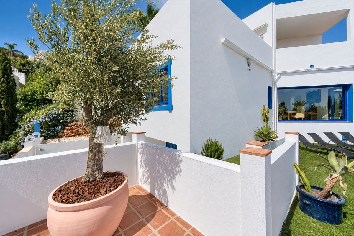 4 sovrum Villa till salu i Cerro del Aguila med pool garage - 1 045 000 € (Ref: 10120794)