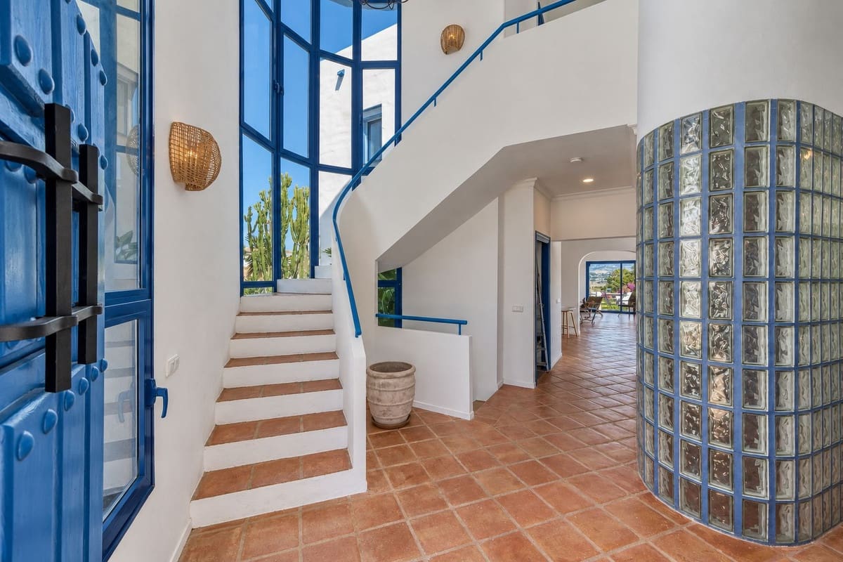 4 sovrum Villa till salu i Cerro del Aguila med pool garage - 1 045 000 € (Ref: 10120794)