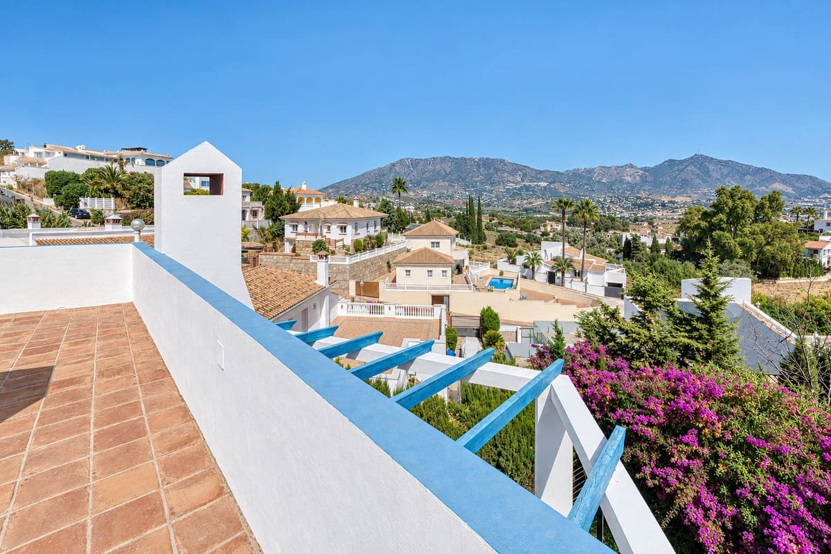 4 sovrum Villa till salu i Cerro del Aguila med pool garage - 1 045 000 € (Ref: 10120794)