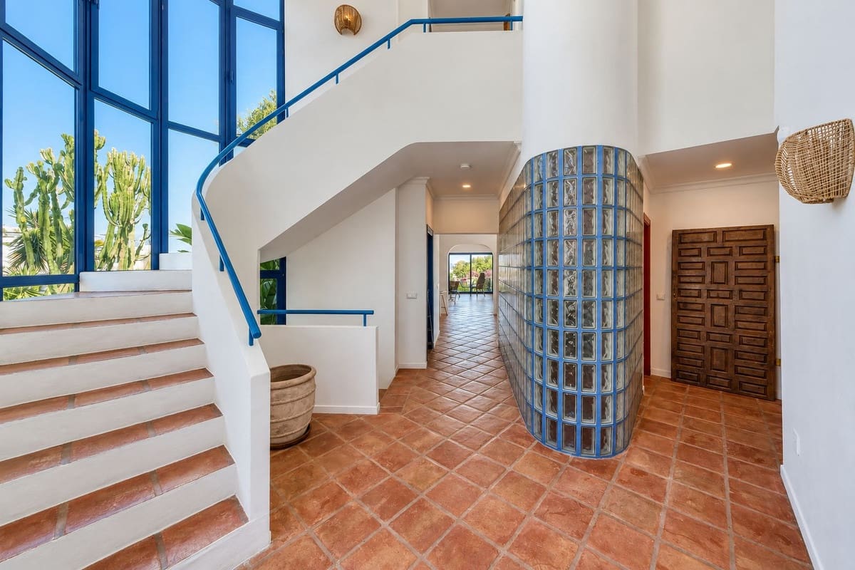 4 sovrum Villa till salu i Cerro del Aguila med pool garage - 1 045 000 € (Ref: 10120794)