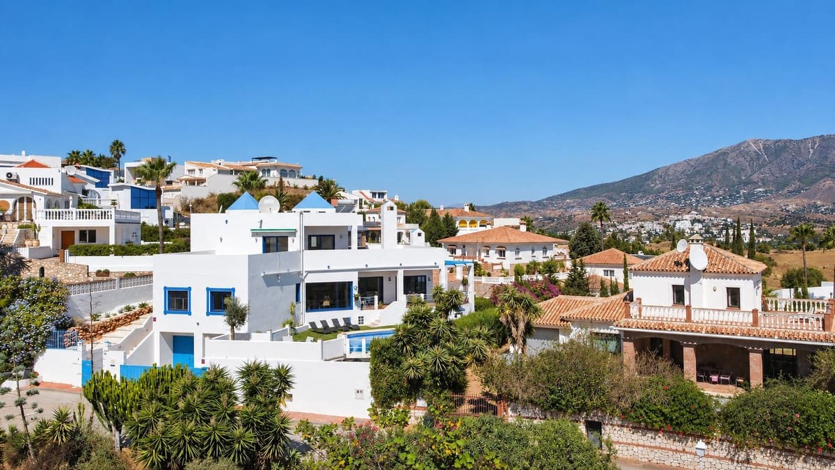4 sovrum Villa till salu i Cerro del Aguila med pool garage - 1 045 000 € (Ref: 10120794)