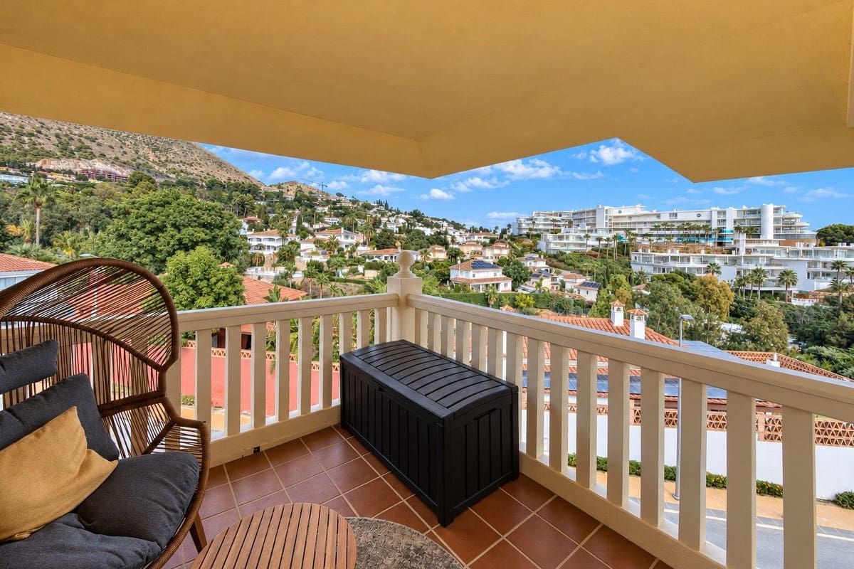 2 sovrum Lägenhet till salu i Fuengirola med pool garage - 429 000 € (Ref: 10140202)