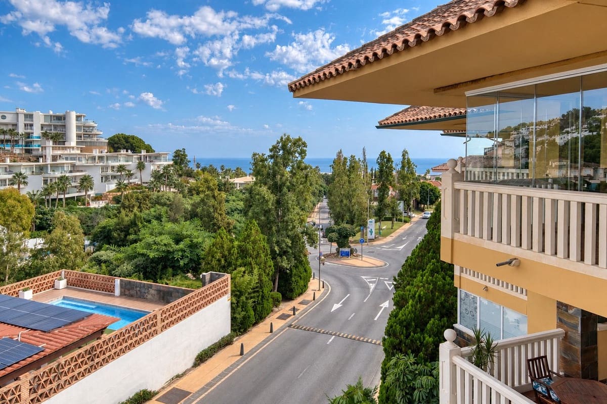2 sovrum Lägenhet till salu i Fuengirola med pool garage - 429 000 € (Ref: 10140202)