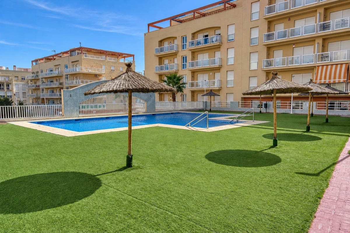 2 sypialnia Apartament na sprzedaż w San Luis de Sabinillas z basenem - 299 000 € (Ref: 10160309)