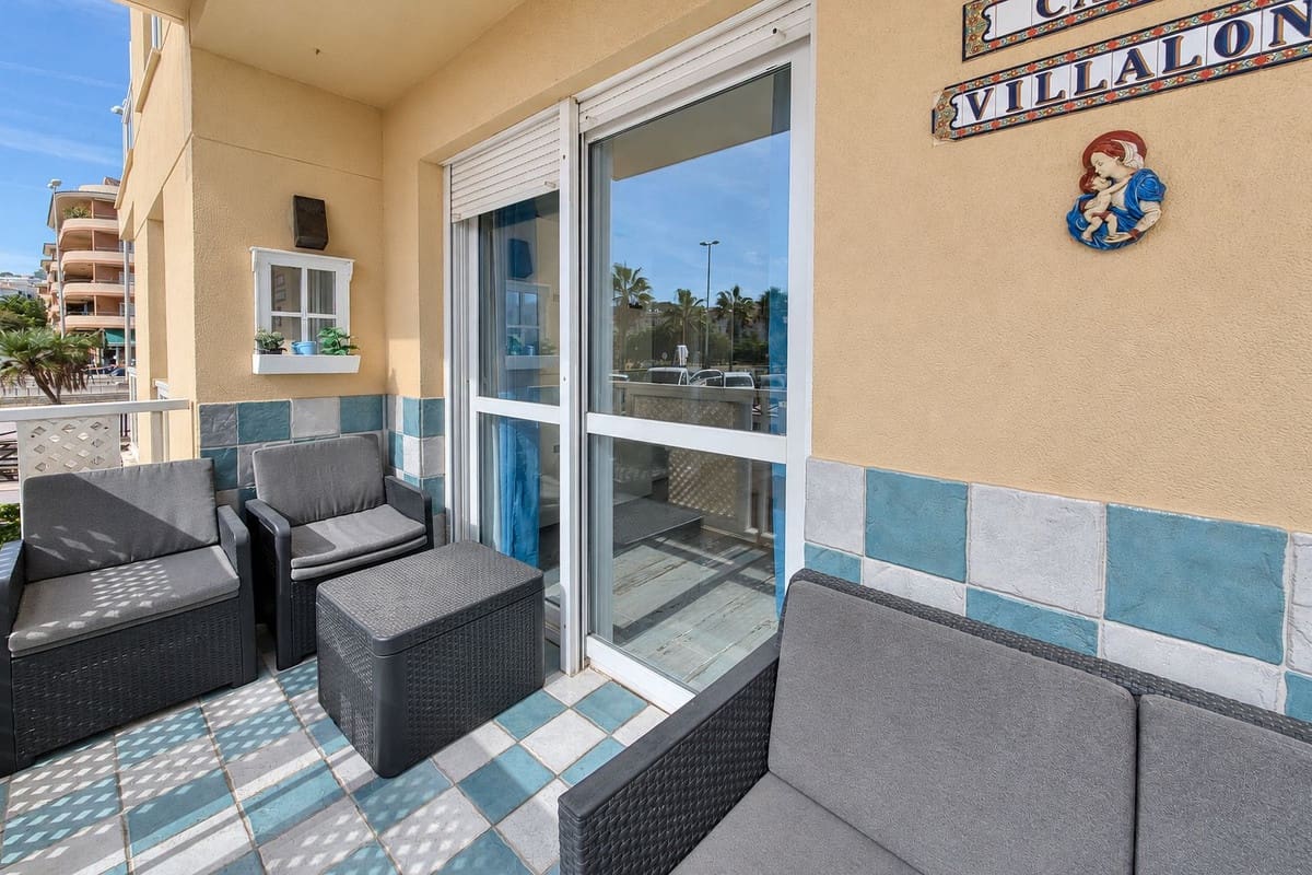 2 bedroom Apartment for sale in San Luis de Sabinillas with pool - € 299,000 (Ref: 10160309)