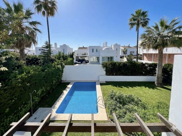 5 soveværelse Villa til salg i Puerto Banus, Marbella med swimmingpool garage - € 1.330.000 (Ref: 10167146)