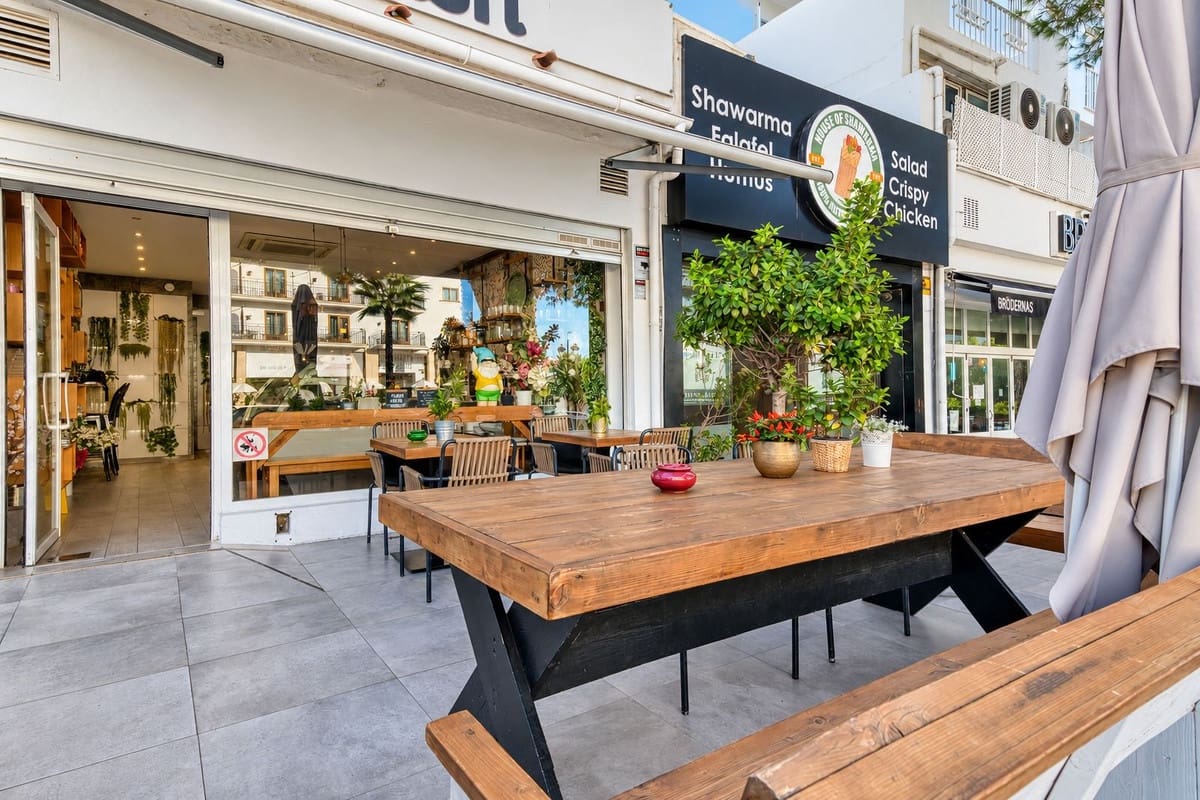 Gewerbe zu verkaufen in Puerto Banus - 230.000 € (Ref: 10172378)