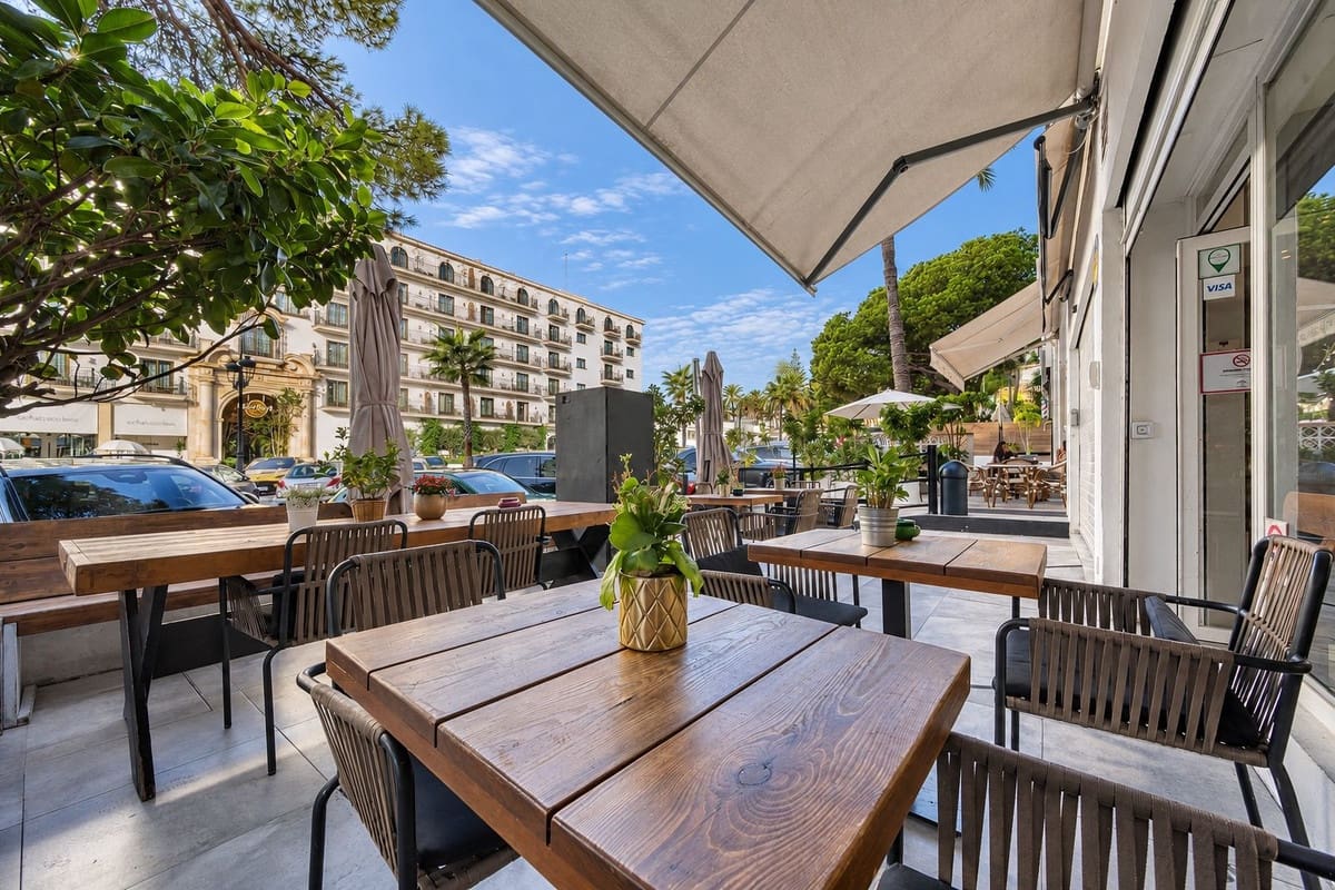 Gewerbe zu verkaufen in Puerto Banus - 230.000 € (Ref: 10172378)