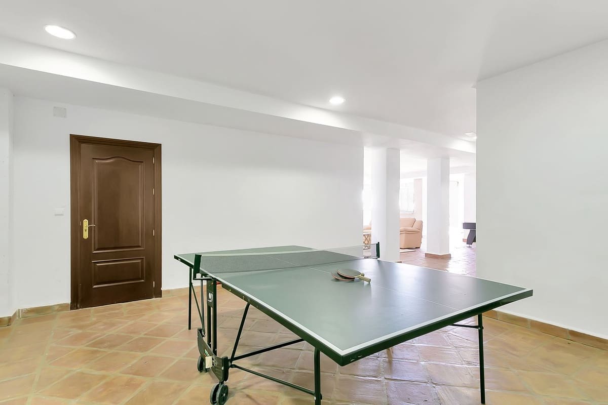6 sypialnia Willa na sprzedaż w La Cala Golf z basenem garażem - 2 550 000 € (Ref: 10179420)
