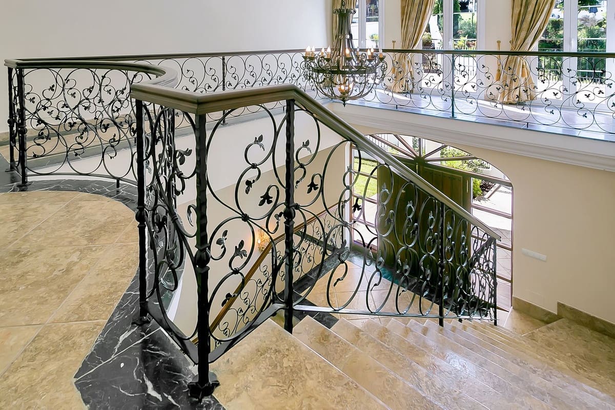6 sypialnia Willa na sprzedaż w La Cala Golf z basenem garażem - 2 550 000 € (Ref: 10179420)