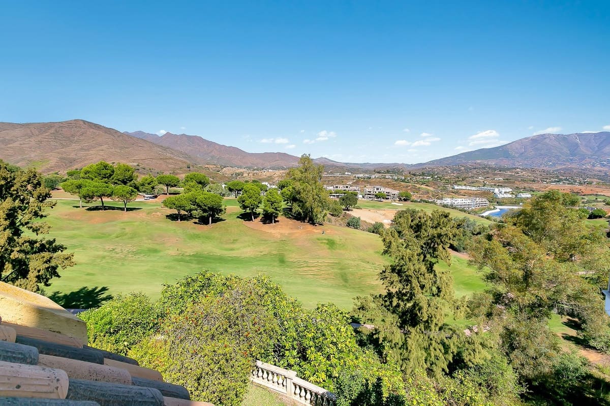 6 sypialnia Willa na sprzedaż w La Cala Golf z basenem garażem - 2 550 000 € (Ref: 10179420)