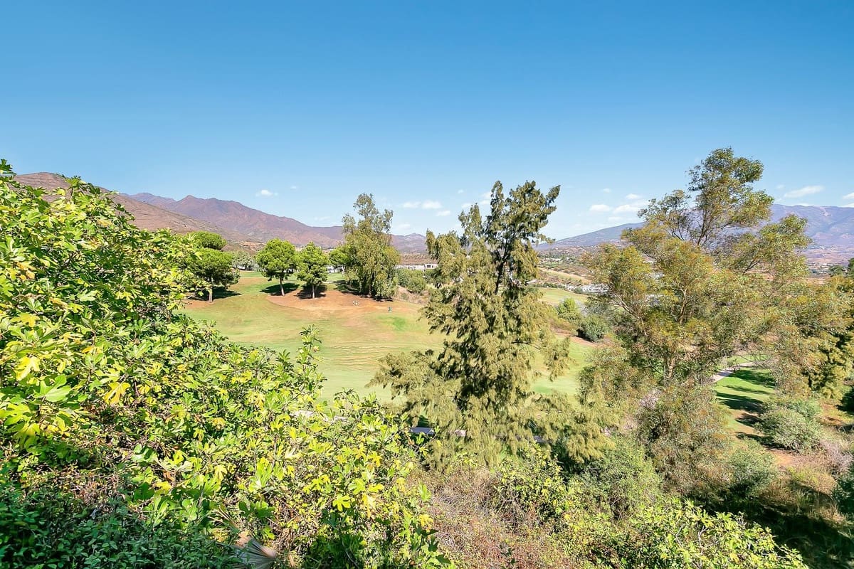 6 sypialnia Willa na sprzedaż w La Cala Golf z basenem garażem - 2 550 000 € (Ref: 10179420)