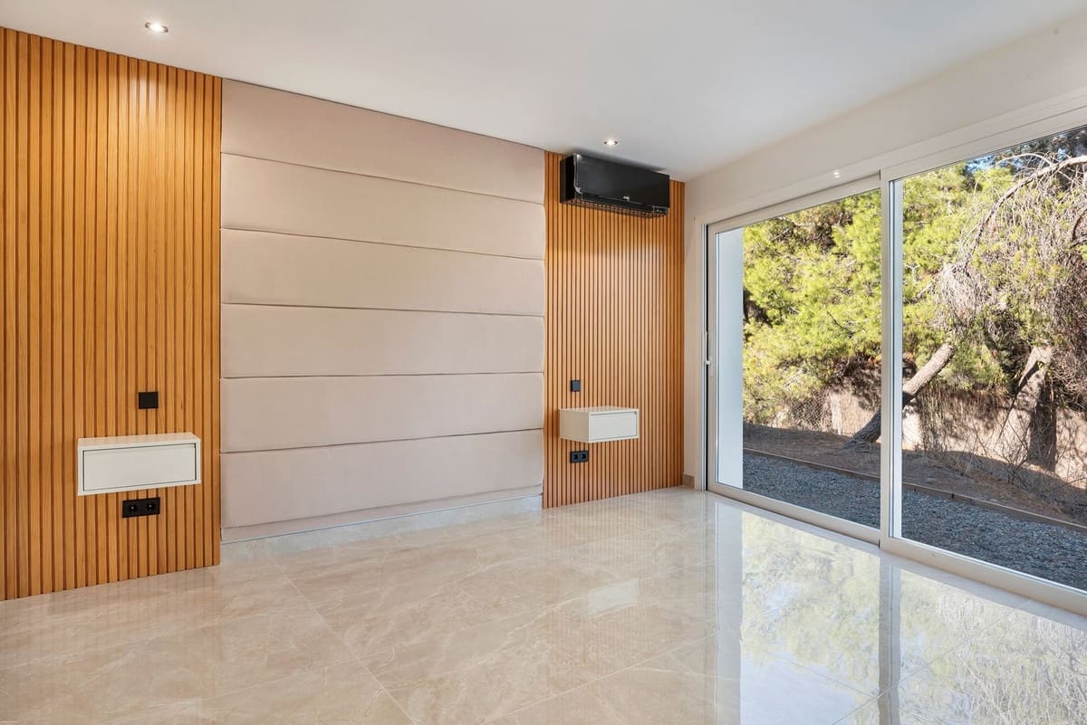 5 sypialnia Willa na sprzedaż w El Madronal z basenem garażem - 3 500 000 € (Ref: 10182141)