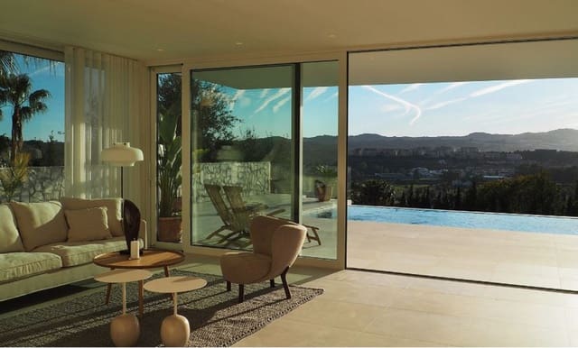 4 soverom Villa til salgs i Mijas Costa, Mijas med svømmebasseng garasje - € 1 300 000 (Ref: 6453601)